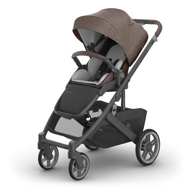 UPPAbaby Cruz V3 pram in Owen on a white background.